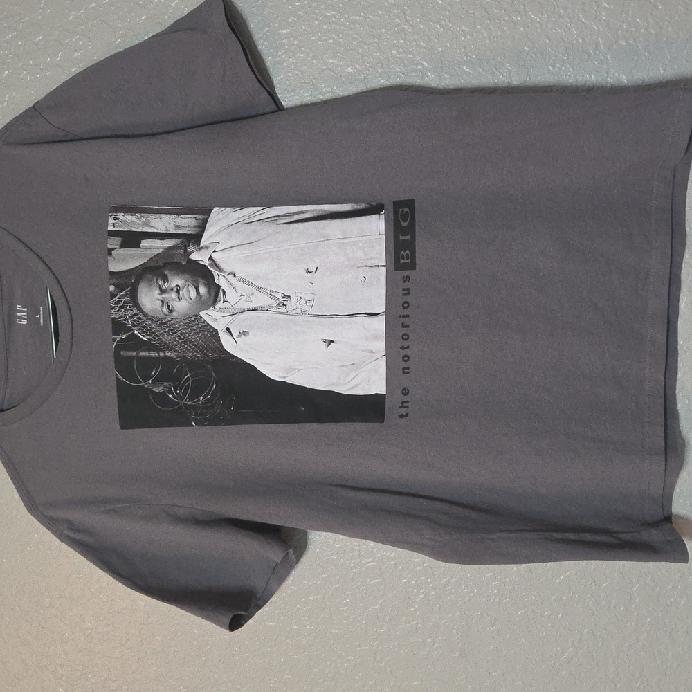 🥳bundle 3 For $15🥳GAP Charcoal Graphic Tee - The Notorious B.I.G. Biggy